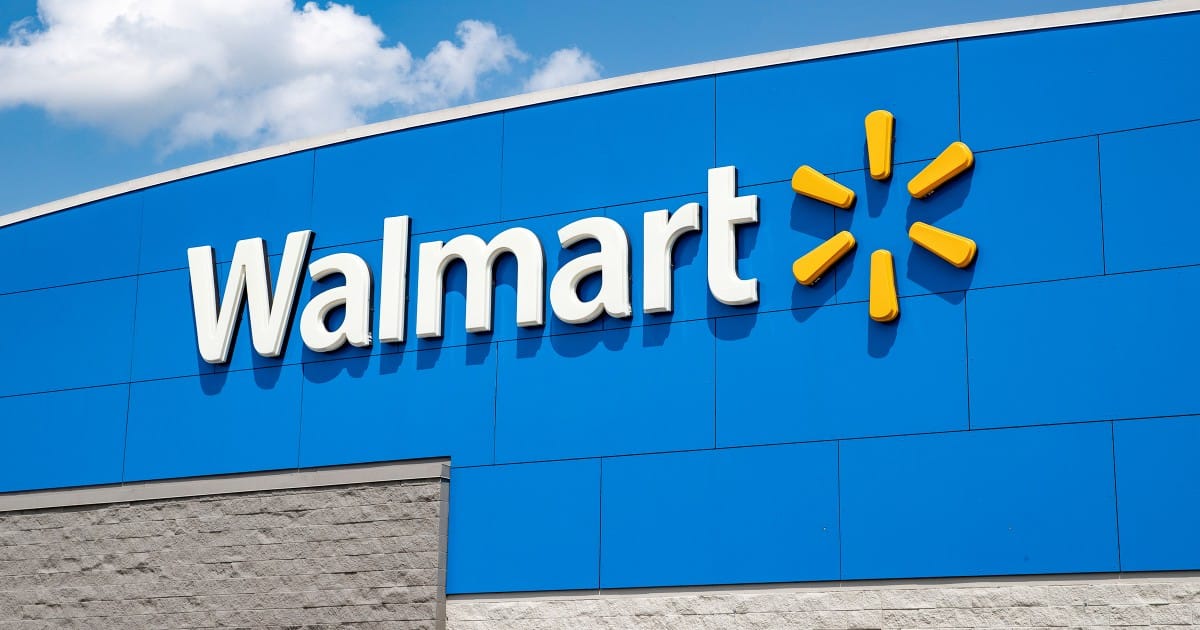 Walmart 如何用「被忽略的資源」逆襲 Amazon?數位轉型的真義不是科技,而是再定義手中的牌